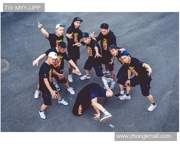 西安攀岩队在世界街舞大赛中以92分稳居积分榜首位